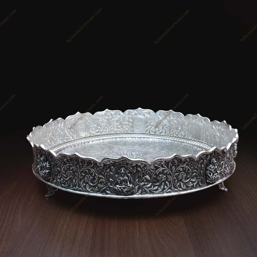 Acanthus Pattern Oxidized Silver Urli