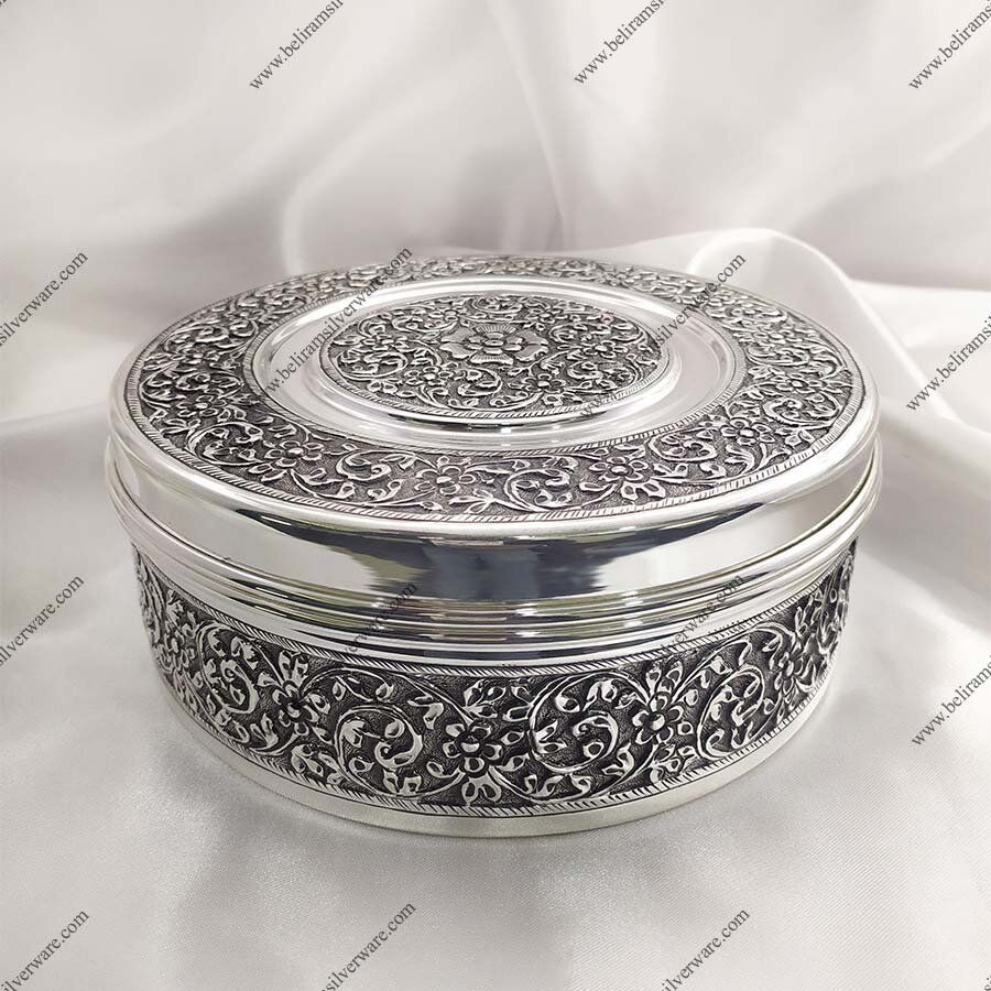 Flower & Leaf Engraving Round Silver Box