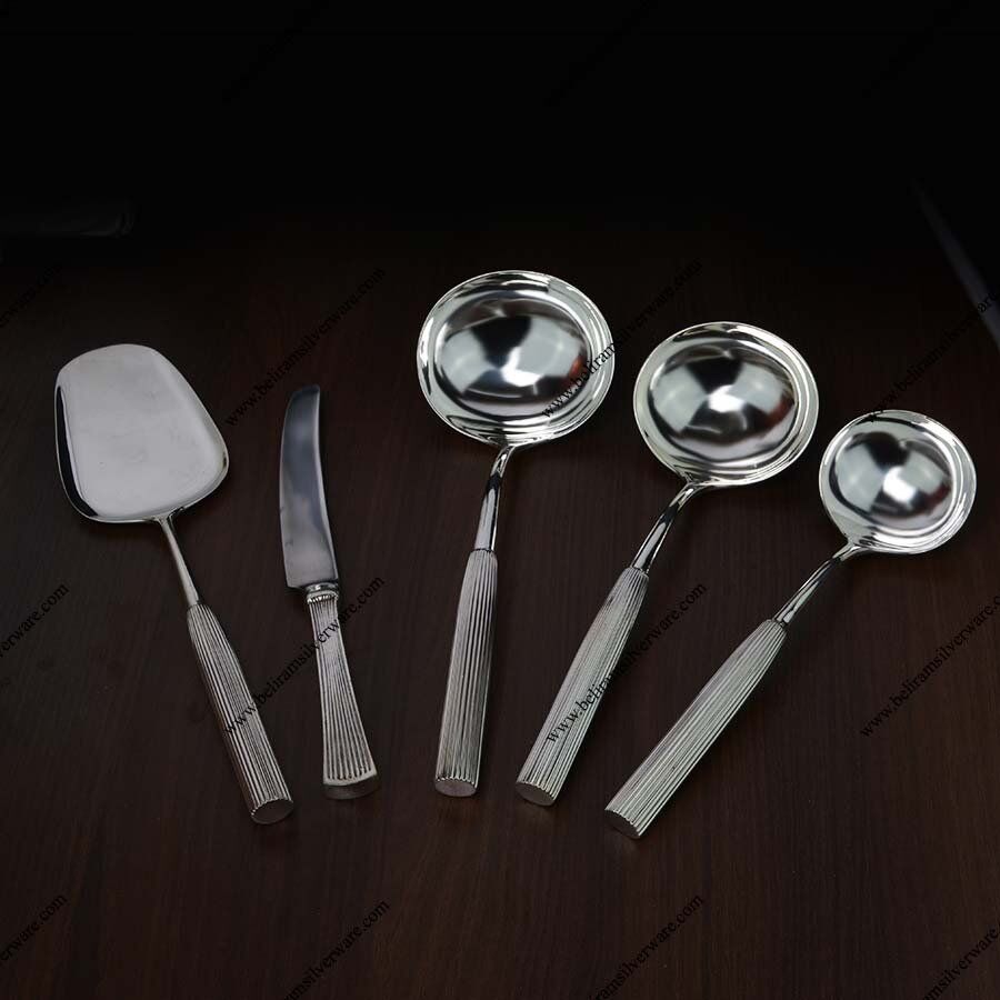 Round Handle Fluted Silver Cutlery Set