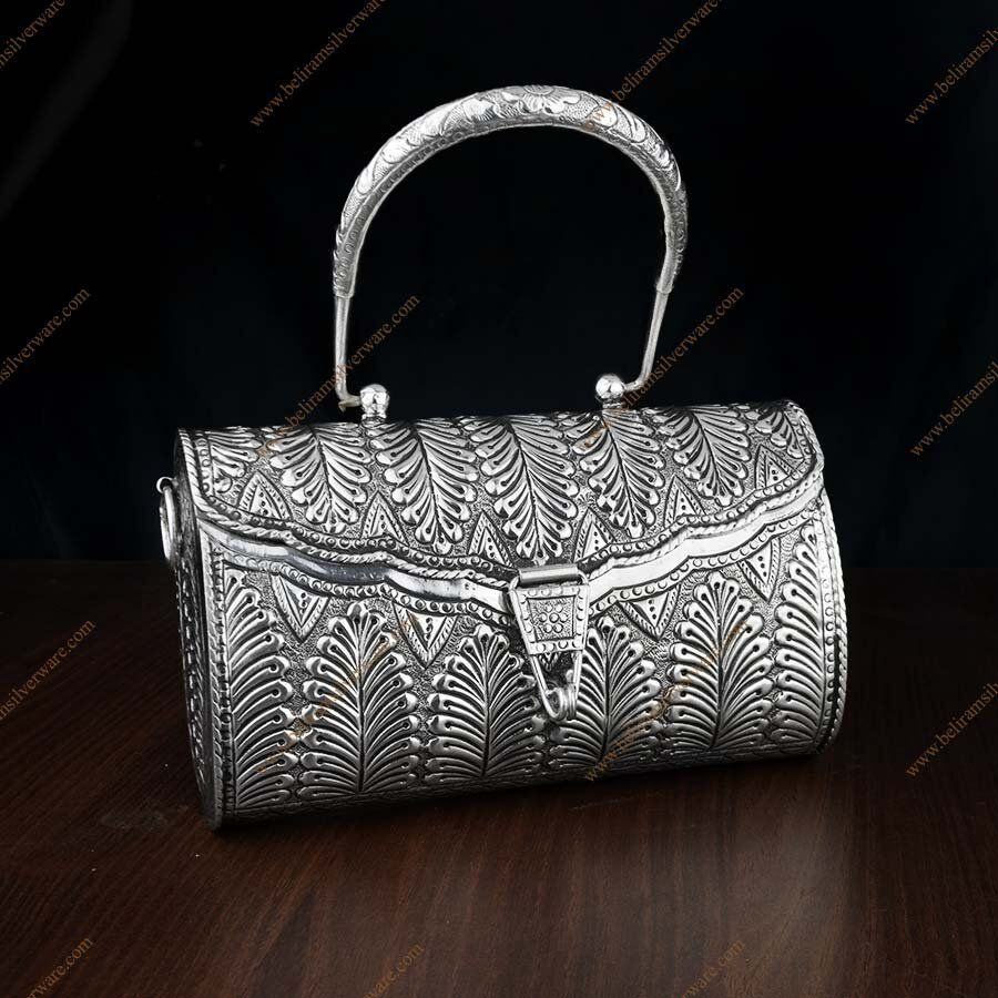Leaves Motif Silver Purse