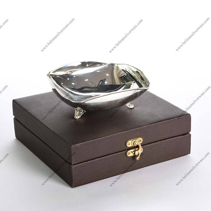 Modern Glossy Finish Silver Bowl