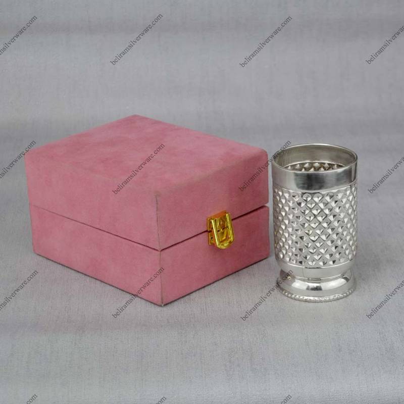 Honeycomb Design Silver Glass is great 100 gm silver glass at affordable price